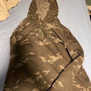Camo Sweatshirt